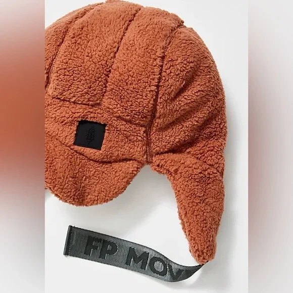 NWT FREE PEOPLE Movement Ascend Fleece Trapper - Redwood$68 display picture 2